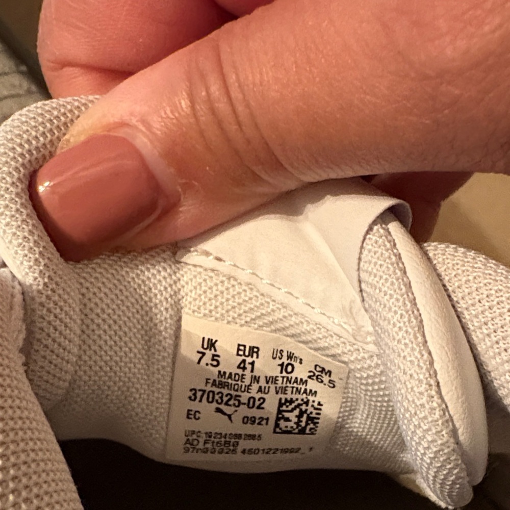 Puma Classic White Sneakers - Picture 4 of 4